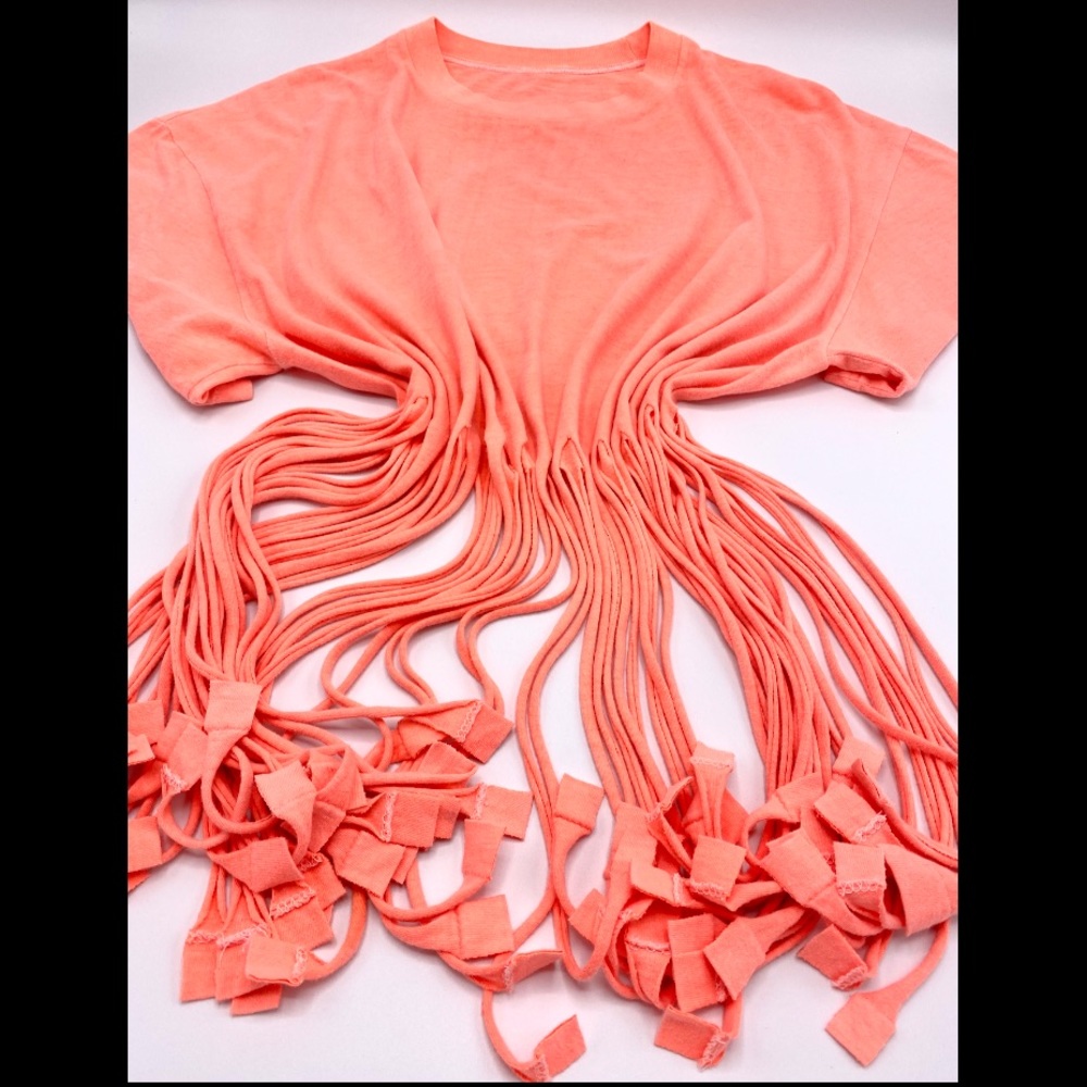 VINTAGE Peach Beach Tee - Sz M